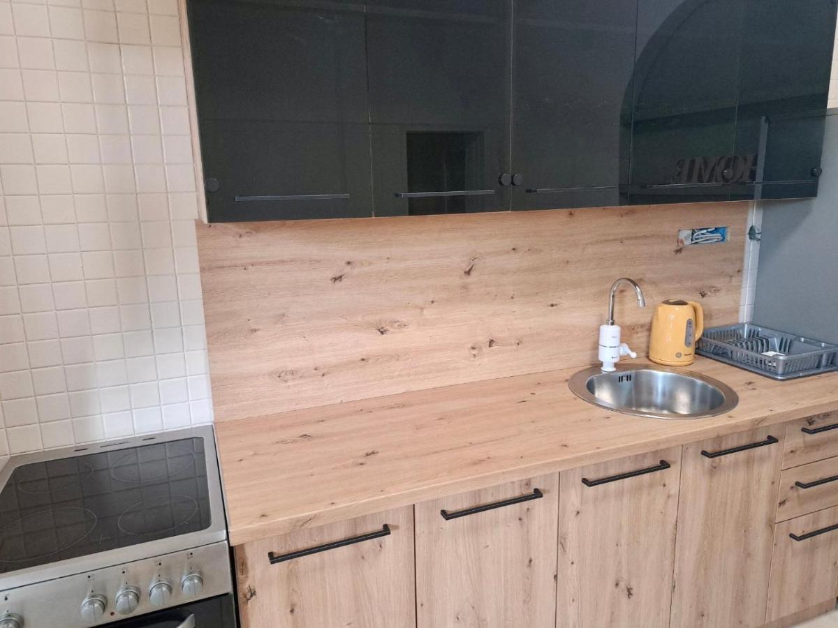 Apartment Vujcic Donji Okrug  Exteriör bild